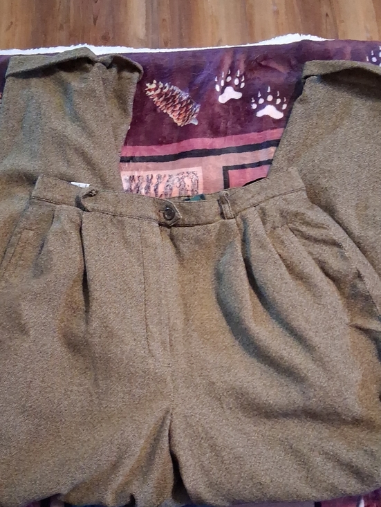 Ralph Lauren Pants - Ralph Lauren Olive Pleated Dress Pants